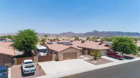13786 E 45 Ln, Yuma, AZ 85367 photo 2