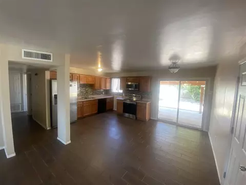 8474 S Apache Ln, Yuma, AZ 85364 photo 2
