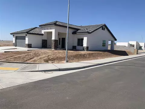 4816 E San Pedro St, San Luis, AZ 85349