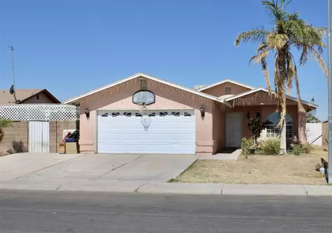 745 N Carlisle Ave, Somerton, AZ 85350