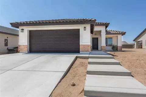 4227 E San Francisco St, San Luis, AZ 85349