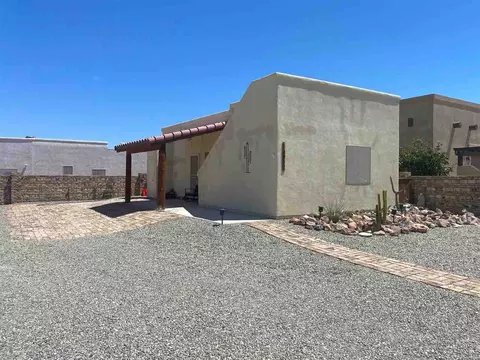 13812 E 53 Dr, Yuma, AZ 85367 photo 2