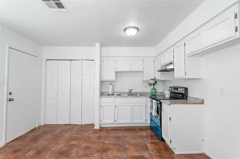 8927 E 39 St, Yuma, AZ 85365 photo 17