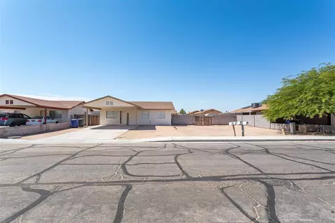 8927 E 39 St, Yuma, AZ 85365 photo 4