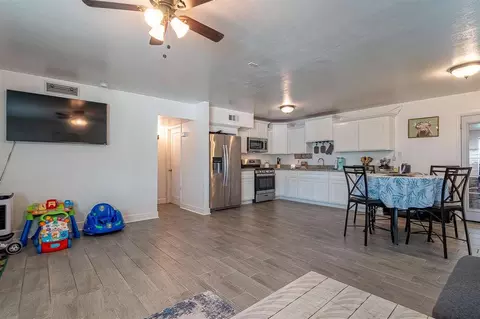 2028 E 26 St, Yuma, AZ 85365 photo 4