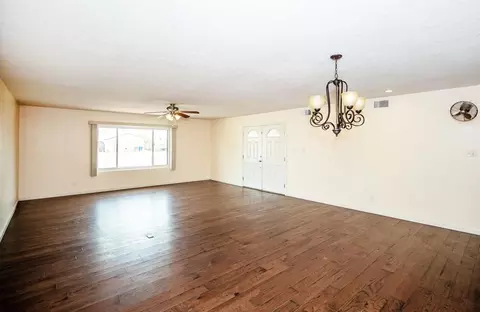 1407 E Sunset Ct, Yuma, AZ 85365 photo 12