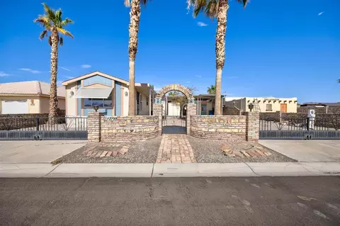 12755 S Dorothy Dr, Yuma, AZ 85367
