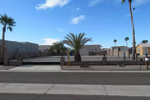 13877 E 49 St, Yuma, AZ 85367