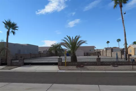 13877 E 49 St, Yuma, AZ 85367 photo 2