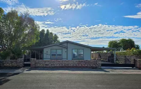 11810 S Dorothy Dr, Yuma, AZ 85367