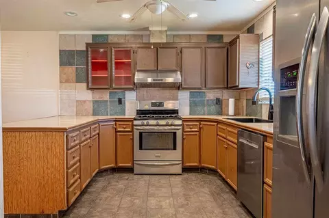 343 E 30 St, Yuma, AZ 85364 photo 3