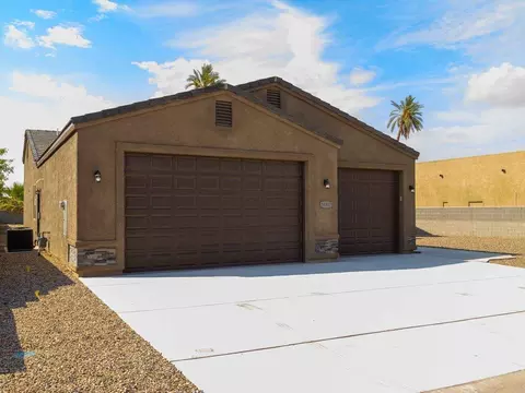 14591 E 47 Ln, Yuma, AZ 85367 photo 2