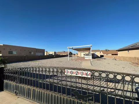 10216 S Tornado Ave, Yuma, AZ 86365
