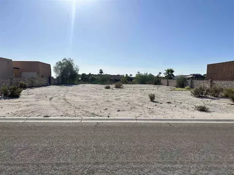 13872 S Onammi Ave, Yuma, AZ 85367
