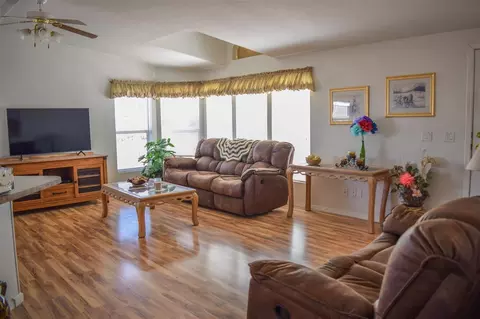 13417 E 52 Dr, Yuma, AZ 85367 photo 2