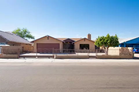 1261 E B St, San Luis, AZ 85336
