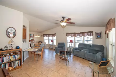 9657 E 37 St, Yuma, AZ 85365 photo 3