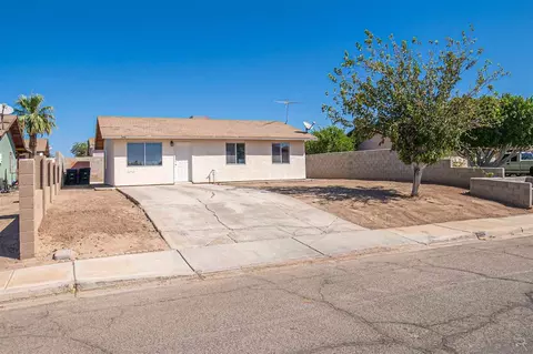 394 E D St, San Luis, AZ 85336