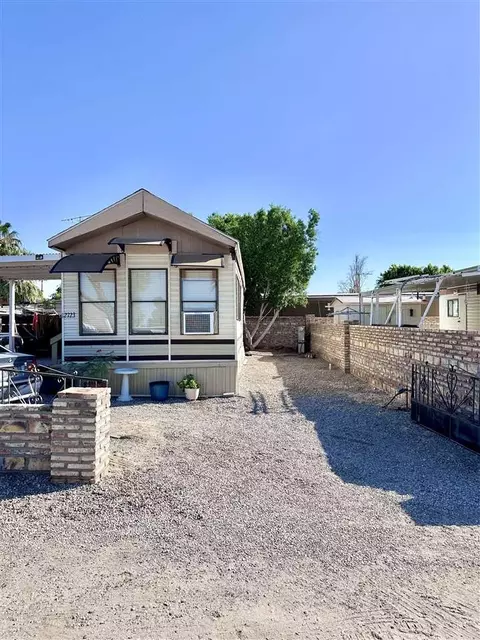 12723 E 35 Pl, Yuma, AZ 85367 photo 2