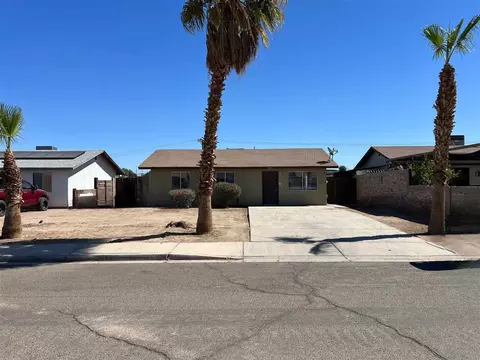 731 N Gladiola Dr, San Luis, AZ 85349