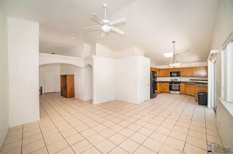 Kitchen - 14839 E 54 St, Yuma, AZ 85367 photo 1 of 4