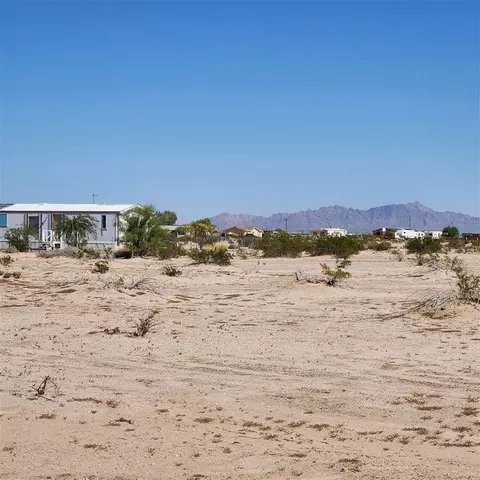 68543047 Victoria Cir, Tacna, AZ 85352