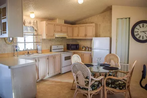 13629 E 49 Dr, Yuma, AZ 85367 photo 9