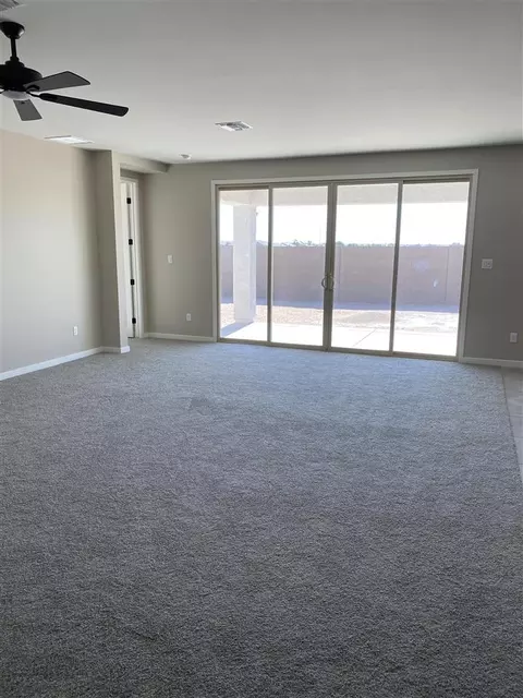 7703 E 36 Pl, Yuma, AZ 85365 photo 2