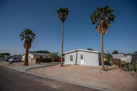10612 E Sapphire Dr, Yuma, AZ 85365