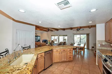 14151 E 51 Ln, Yuma, AZ 85367 photo 12