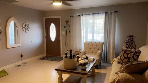 931 E 25 St, Yuma, AZ 85365 photo 3