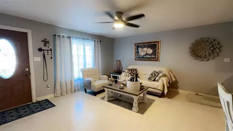 931 E 25 St, Yuma, AZ 85365 photo 2
