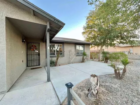 8781 E 39 St, Yuma, AZ 85367 photo 4