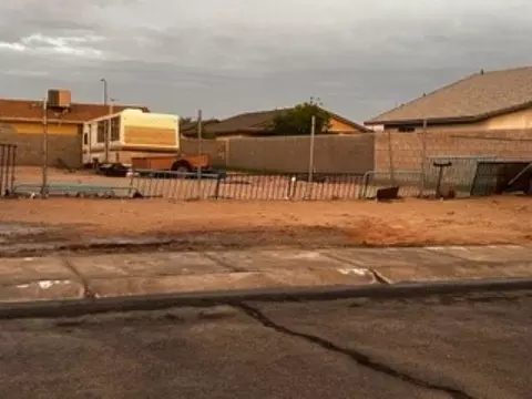 1013 N 4 Dr, San Luis, AZ 85349