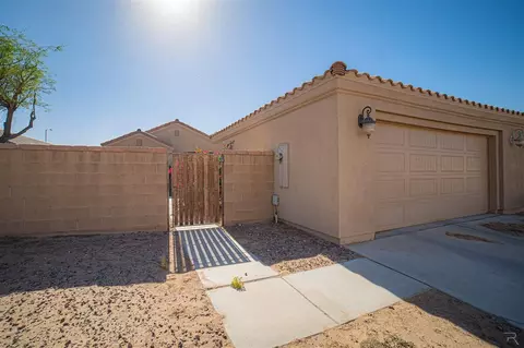 8074 E 34 St, Yuma, AZ 85365 photo 2