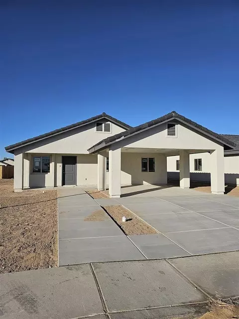 4796 E San Francisco St, San Luis, AZ 85349