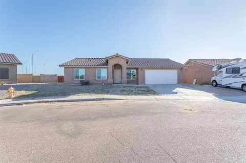 7975 E 43 Ln, Yuma, AZ 85365
