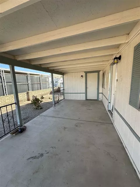 13221 E 43 Ln, Yuma, AZ 85367 photo 4