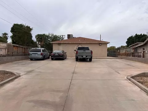 166 S 10 Ave, Yuma, AZ 85364