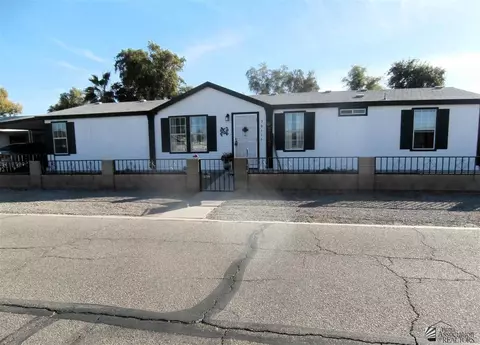 30115 E Quail Trl, Wellton, AZ 85356