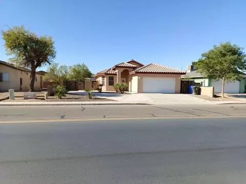 817 S Bingham Ave, Somerton, AZ 85350
