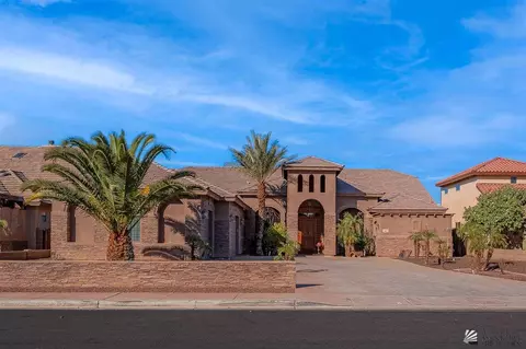 Exterior - 6670 E Mountain View Pl, Yuma, AZ 85365 photo 2 of 5
