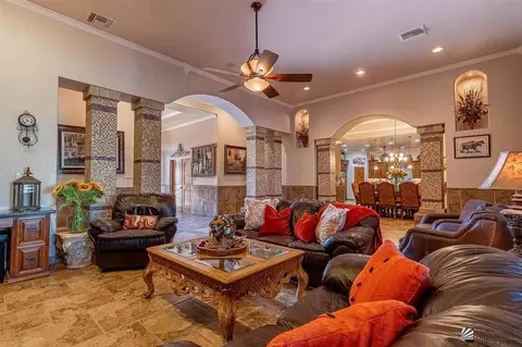 Living - 6670 E Mountain View Pl, Yuma, AZ 85365 photo 1 of 4