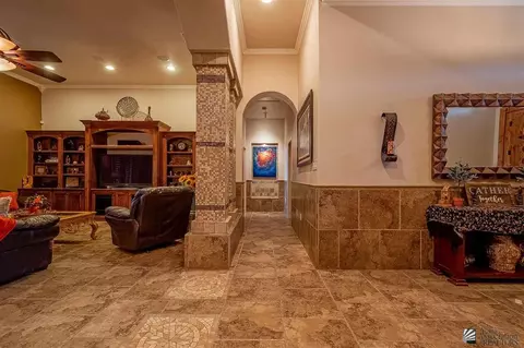 Bath - 6670 E Mountain View Pl, Yuma, AZ 85365 photo 1 of 6