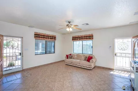 Living - 13123 E 53 Dr, Yuma, AZ 85367 photo 1 of 1