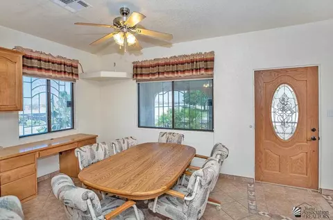 Dining - 13123 E 53 Dr, Yuma, AZ 85367 photo 2 of 2