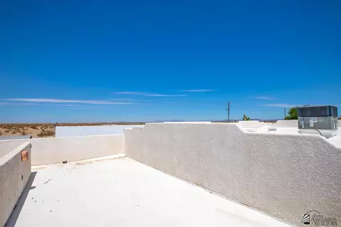 Exterior - 13123 E 53 Dr, Yuma, AZ 85367 photo 4 of 7