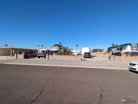 13734 E 52 St, Yuma, AZ 85367