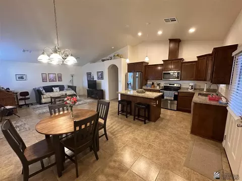 13238 E 53 Dr, Yuma, AZ 85367 photo 9