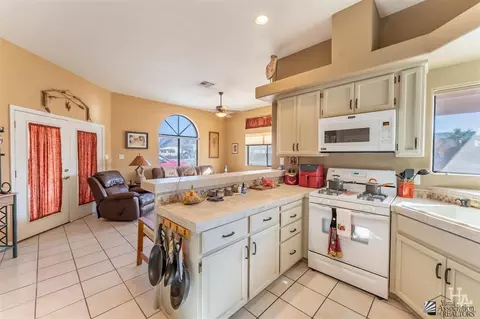 14462 E 54 St, Yuma, AZ 85367 photo 8